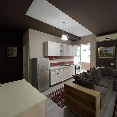 Apartamento Nice Apartment, Fresk Near Dajti Park